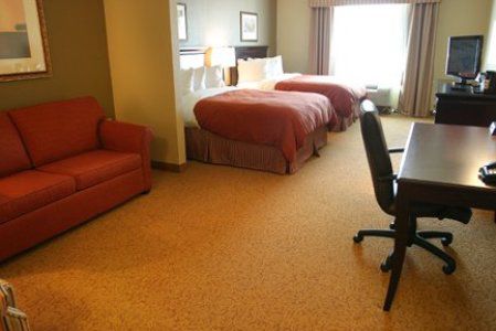 Country & By Radisson, - Quail Springs, Ok